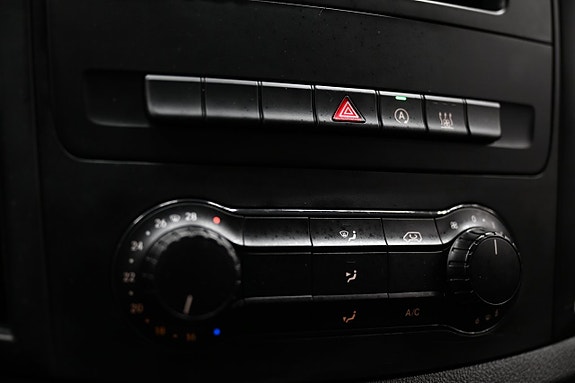 Mercedes-Benz Vito 110 24 of 28