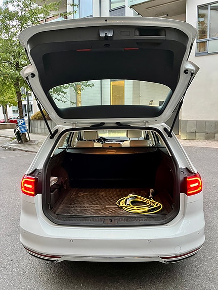 Volkswagen Passat 6 of 17