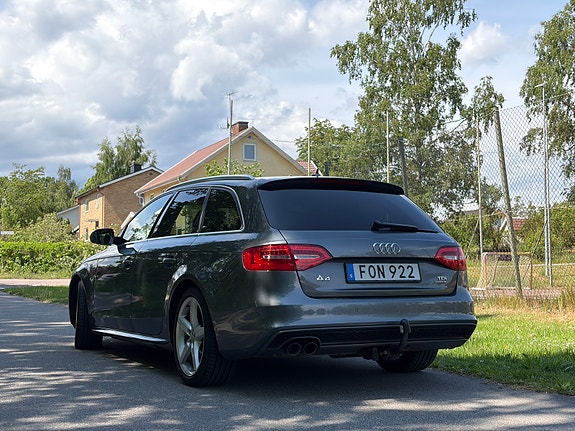 Audi A4 2 of 7