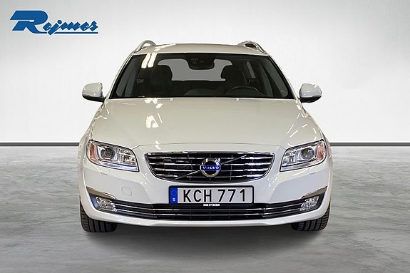 Volvo V70 4 of 14