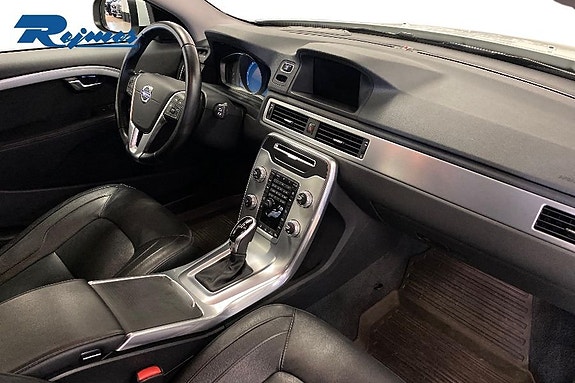 Volvo V70 9 of 14
