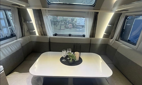 Adria Adora 753 UC 4 of 10