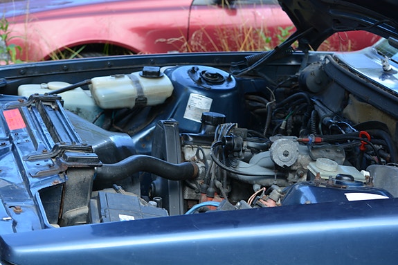 Volvo 245 8 of 9