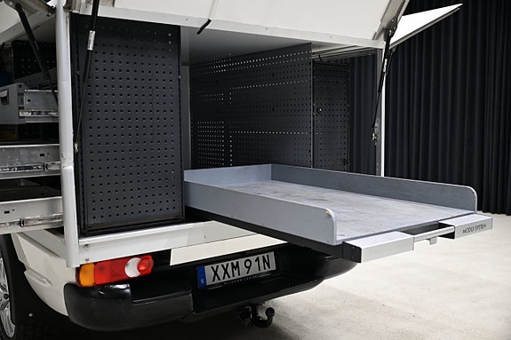 Volkswagen Amarok 10 of 30
