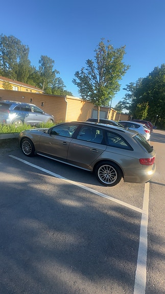 Audi A4 3 of 10