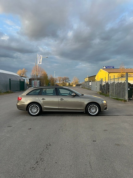 Audi A4 7 of 10