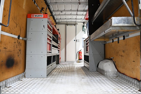 Volkswagen Crafter 6 of 30