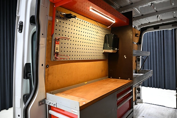 Volkswagen Crafter 12 of 30