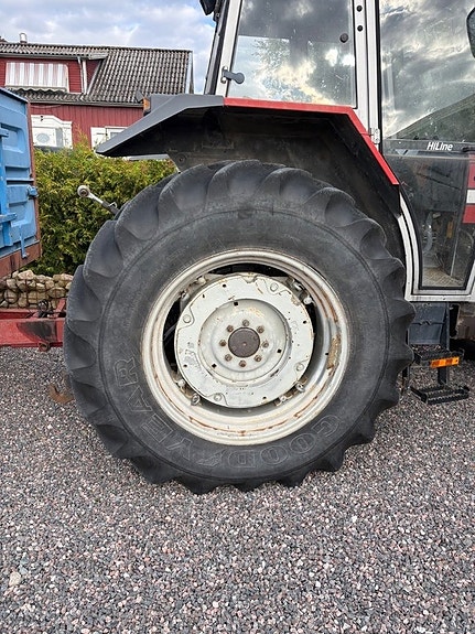 Massey Ferguson 390 5 of 9