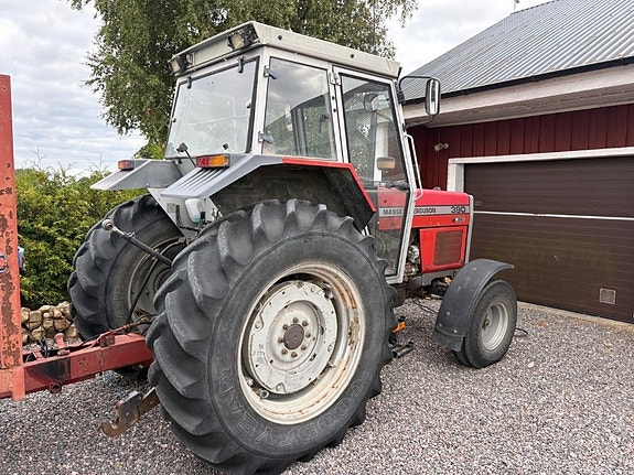 Massey Ferguson 390 2 of 9