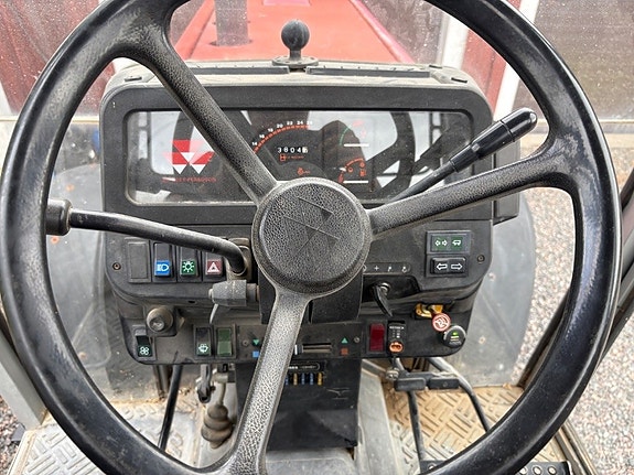 Massey Ferguson 390 9 of 9