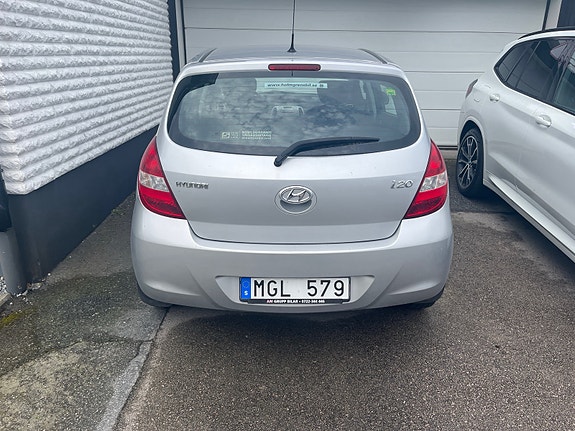 Hyundai i20 4 of 5