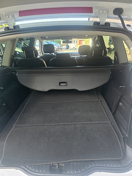 Ford S-MAX 7 of 8