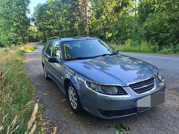 Saab 9-5 2 of 7