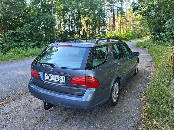 Saab 9-5 4 of 7