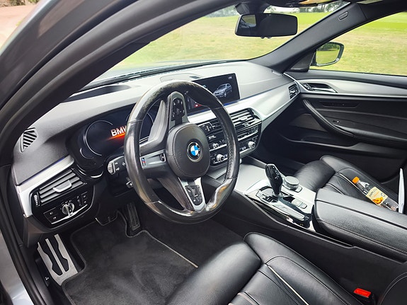 BMW 540i 6 of 10