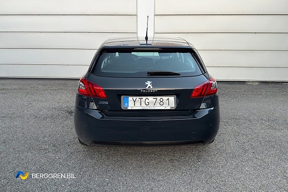 Peugeot 308 4 of 30