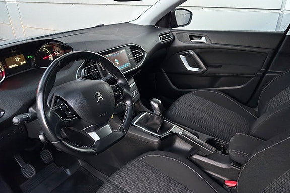 Peugeot 308 14 of 30