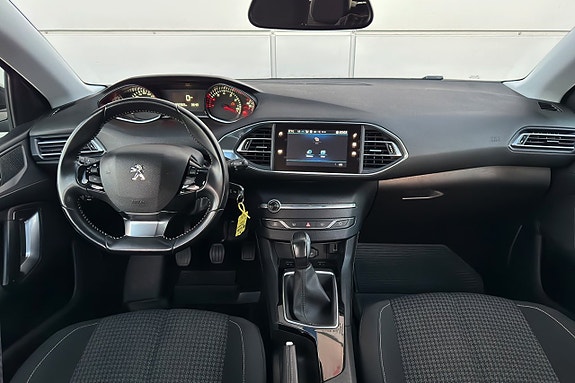 Peugeot 308 11 of 30