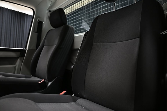 Volkswagen Transporter 18 of 27