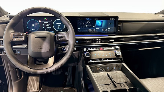 Hyundai Santa Fe 10 of 13