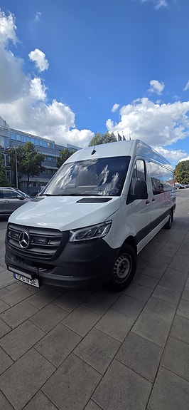 Mercedes-Benz Sprinter 317 2 of 14