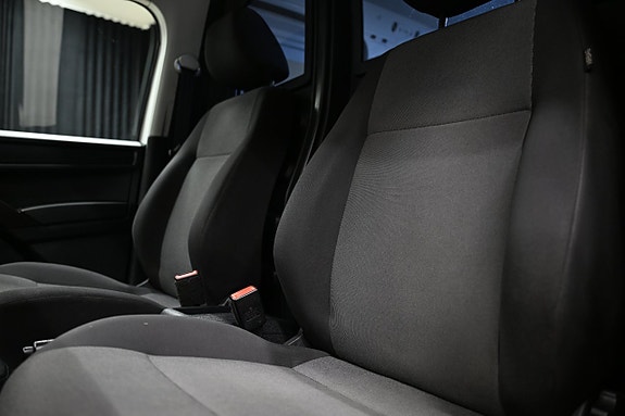Volkswagen Caddy 18 of 26