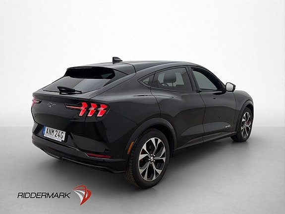 Ford Mustang Mach-E 9 of 30