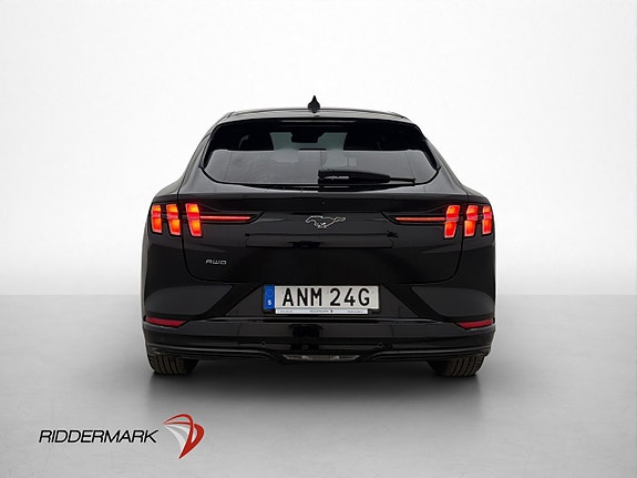 Ford Mustang Mach-E 8 of 30