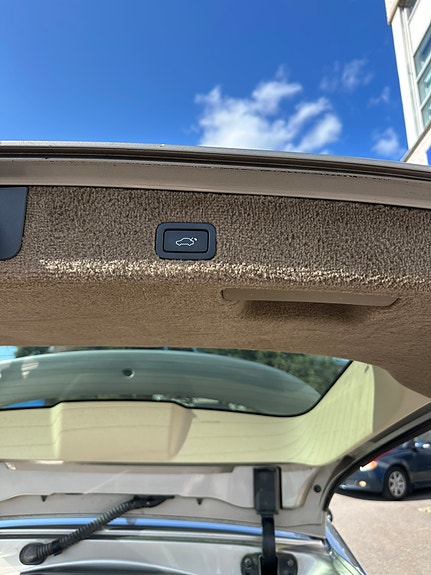 Volvo V70 13 of 13
