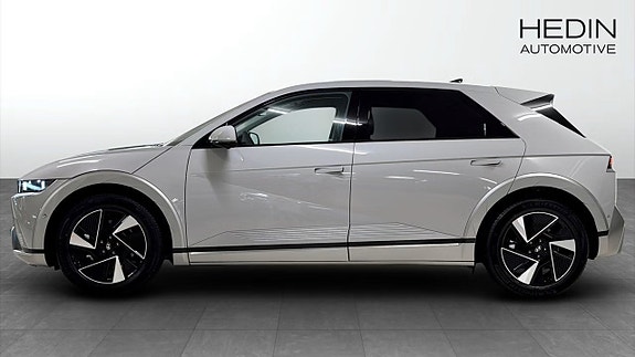 Hyundai Ioniq 5 3 of 10