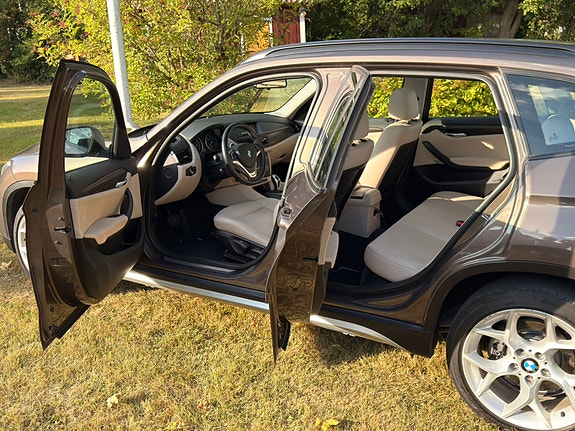 BMW X1 4 of 7