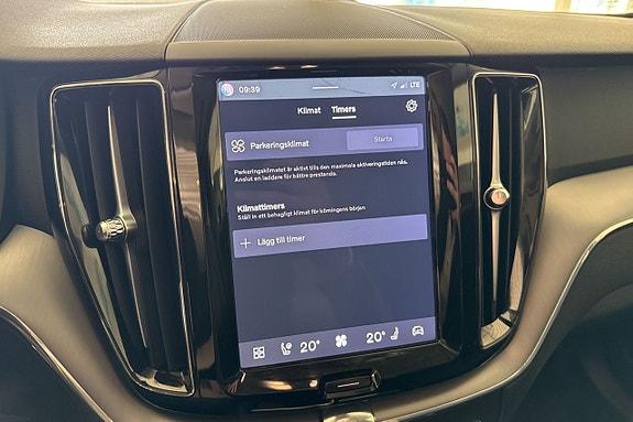 Volvo XC60 17 of 21