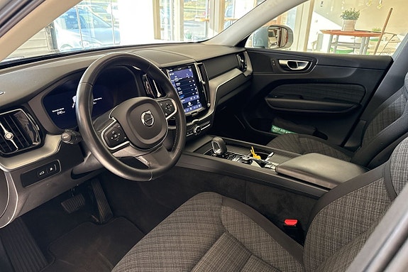Volvo XC60 6 of 21