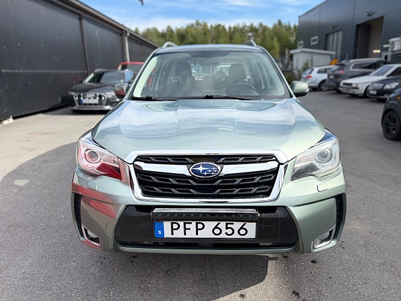 Subaru Forester 6 of 17