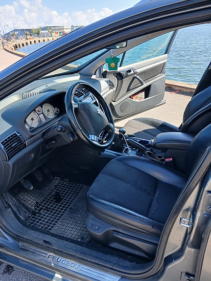Peugeot 407 5 of 8