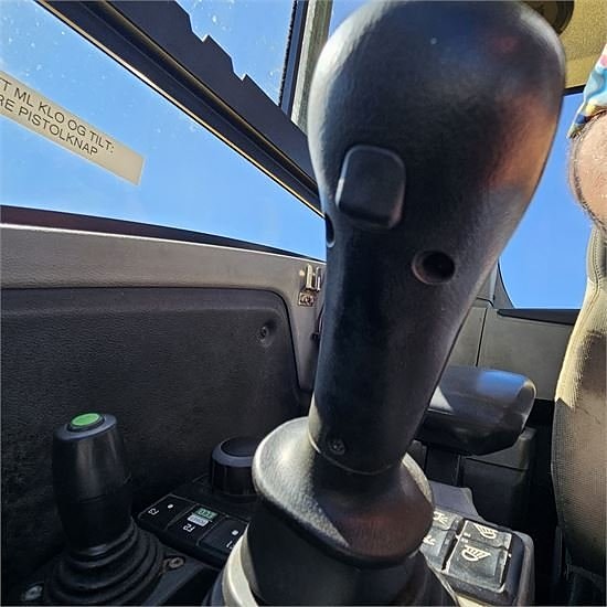 Wacker Neuson ET145 - 15 ton - Encon Rotortilt 15 of 30