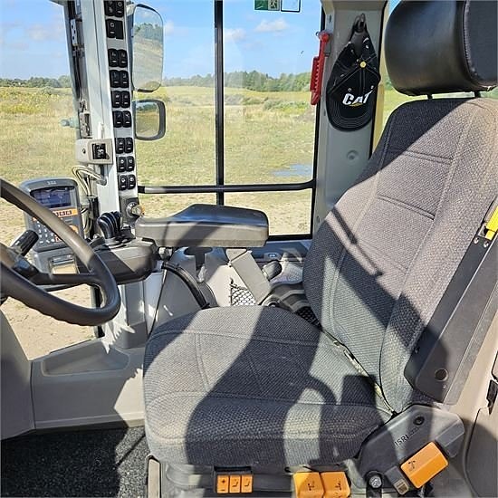 Volvo L120 G - hurtigskift / quick coupler  - dæk / tires 75 27 of 30