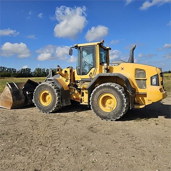 Volvo L120 G - hurtigskift / quick coupler  - dæk / tires 75 8 of 30