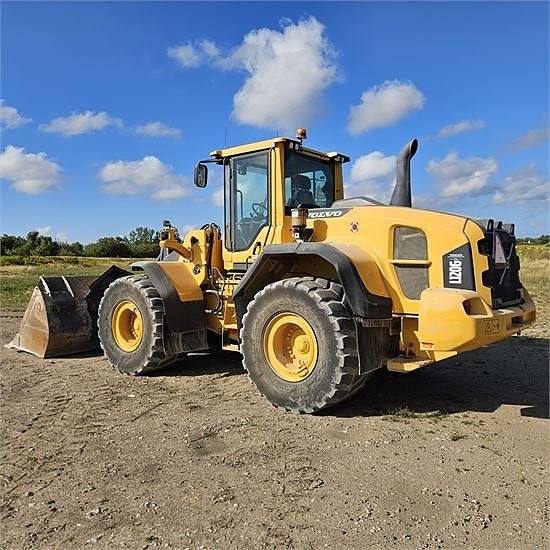 Volvo L120 G - hurtigskift / quick coupler  - dæk / tires 75 5 of 30