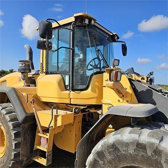 Volvo L120 G - hurtigskift / quick coupler  - dæk / tires 75 19 of 30