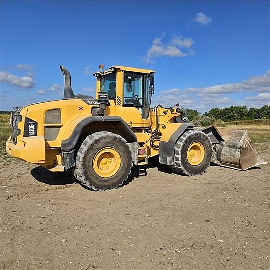Volvo L120 G - hurtigskift / quick coupler  - dæk / tires 75 16 of 30