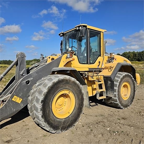 Volvo L120 G - hurtigskift / quick coupler  - dæk / tires 75 11 of 30