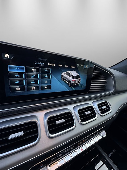 Mercedes-Benz GLE350 de 19 of 30