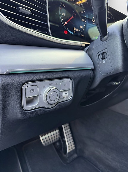 Mercedes-Benz GLE350 de 12 of 30