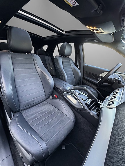 Mercedes-Benz GLE350 de 26 of 30