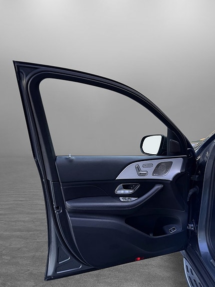 Mercedes-Benz GLE350 de 10 of 30