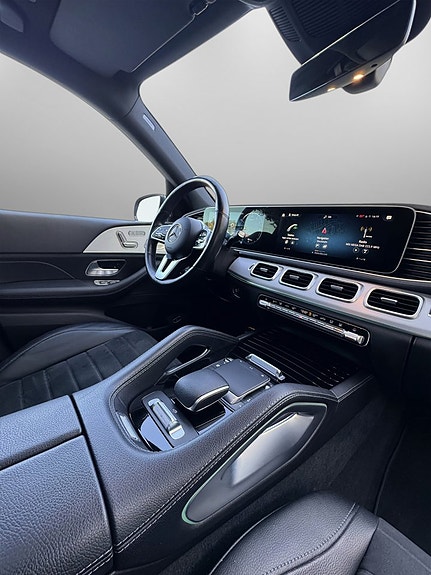 Mercedes-Benz GLE350 de 25 of 30