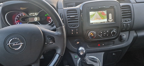Opel Vivaro 7 of 16