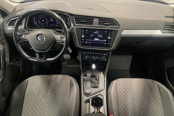 Volkswagen Tiguan 11 of 12